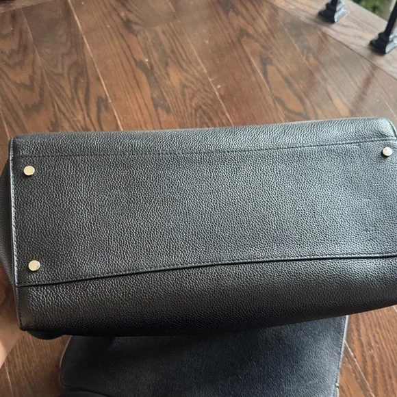 Kate Spade Elegant Black Shoulder Bag - Picture 6 of 6